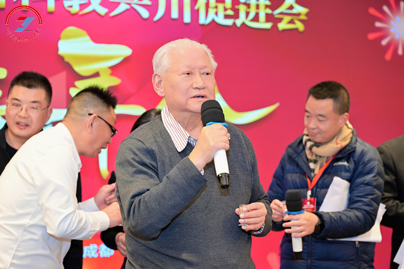 韩省长_副本.jpg